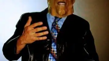 reface-2022-11-16-12-13-17.mp4 Vorschaubild